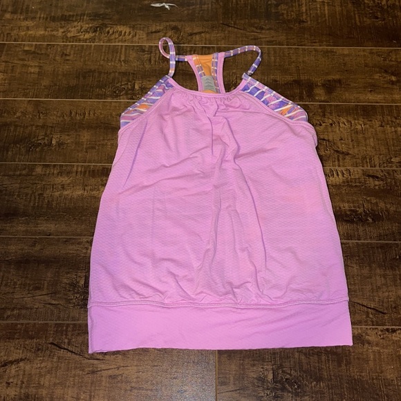 IVIVVA tank with built in bra - Picture 4 of 8
